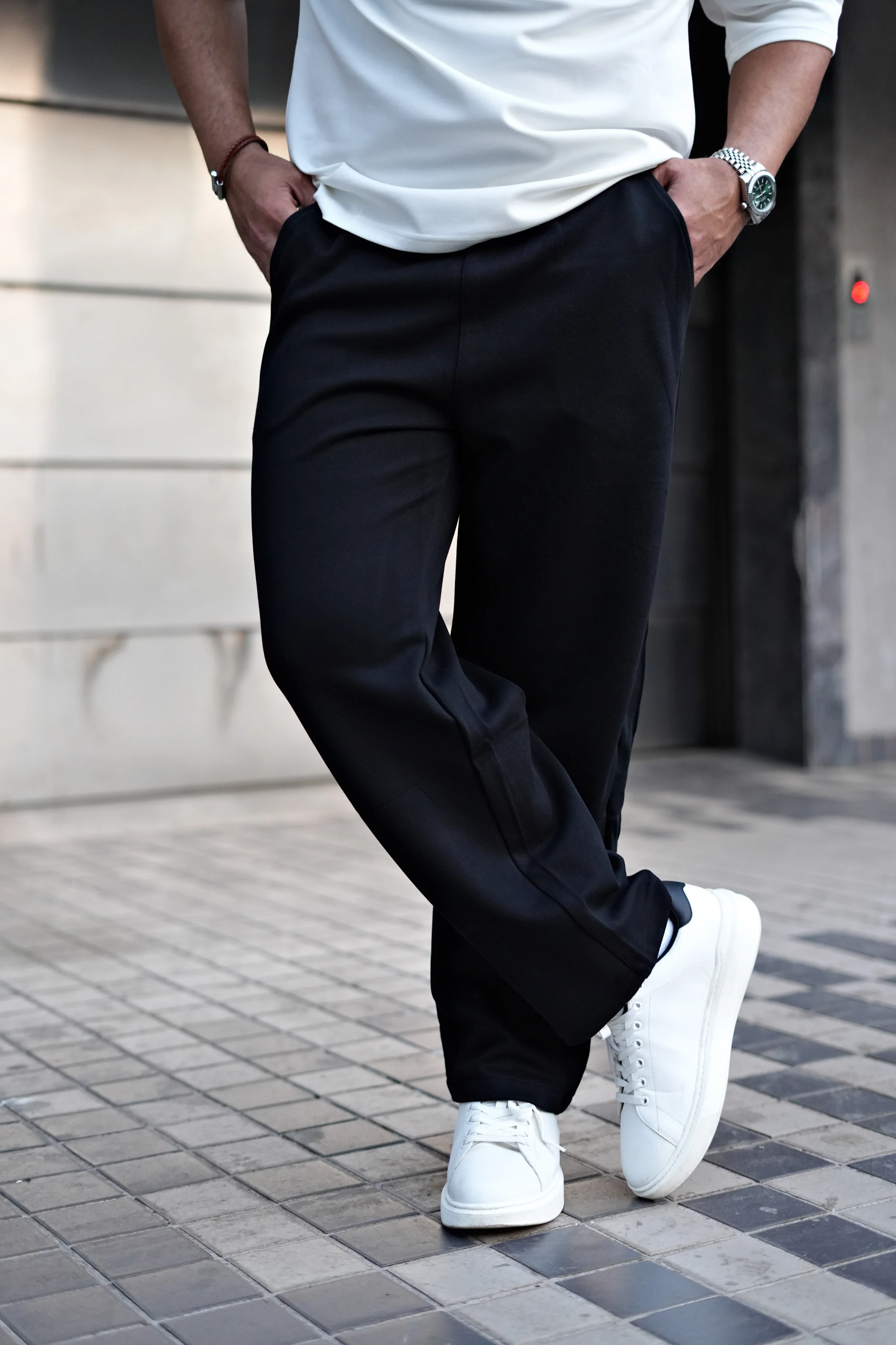 309 Limitless Core Sweatpants - Image 10