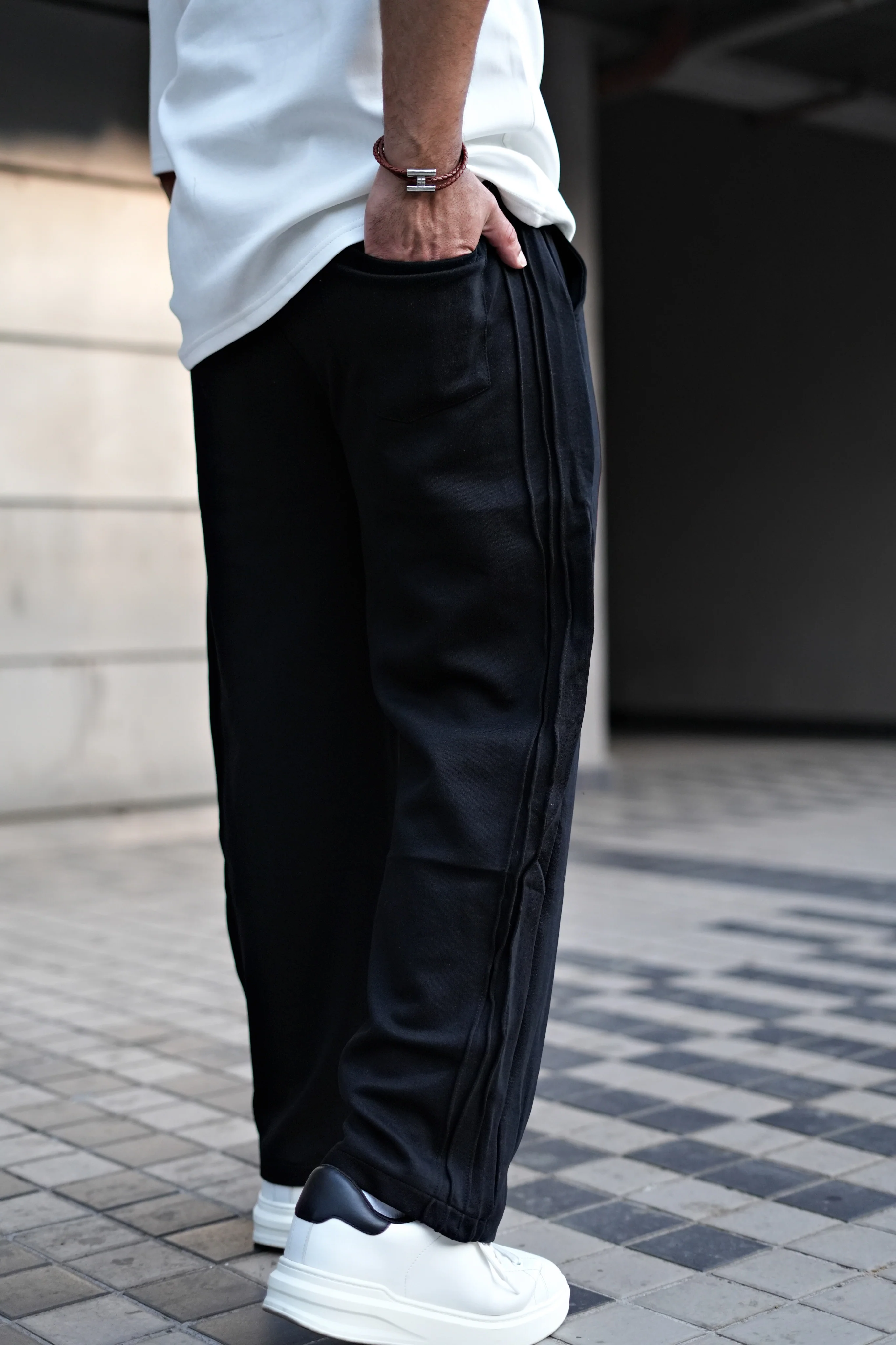 309 Limitless Core Sweatpants - Image 11