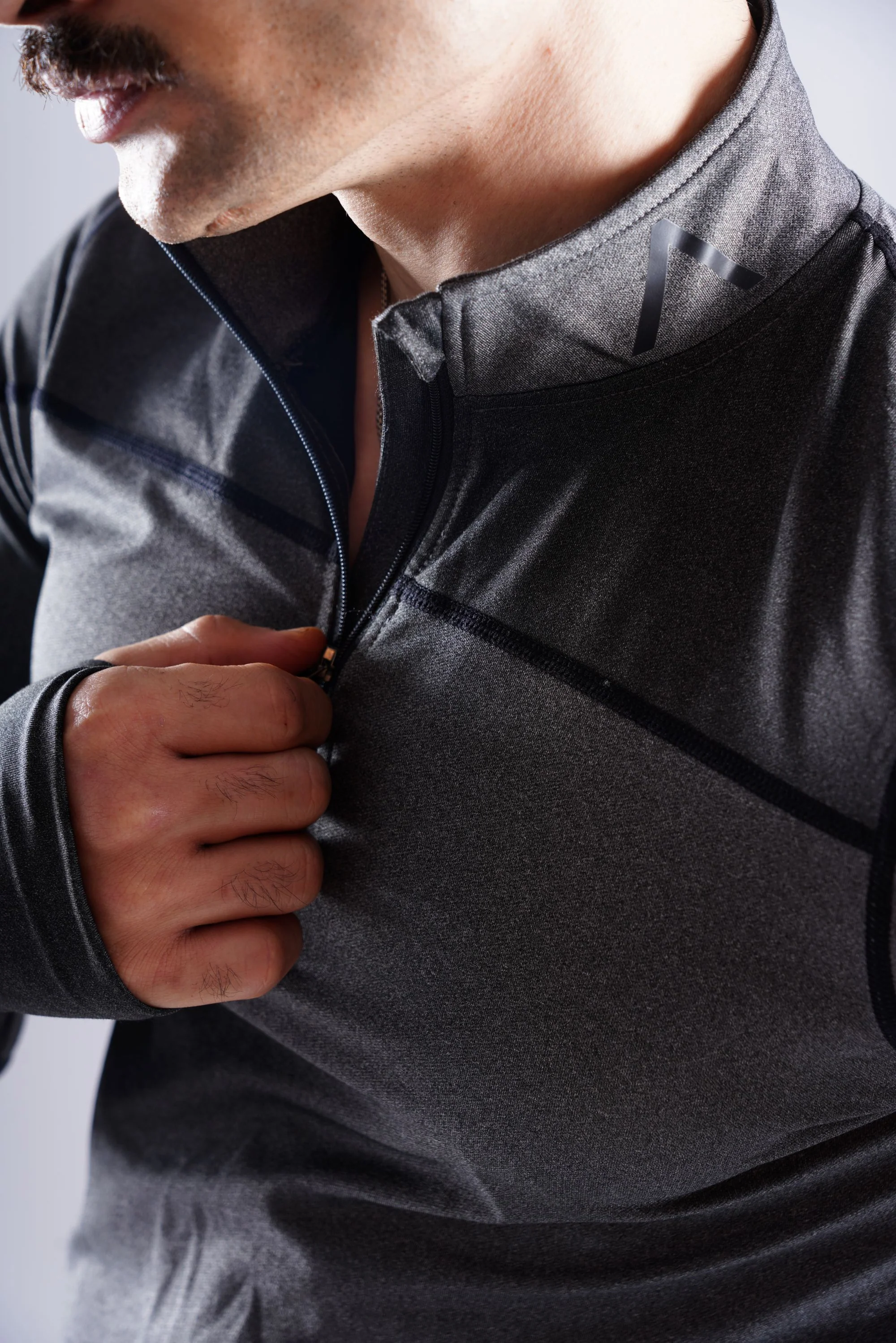 5603 GLADIATOR ZIP COMPRESSION TSHIRT - Image 19