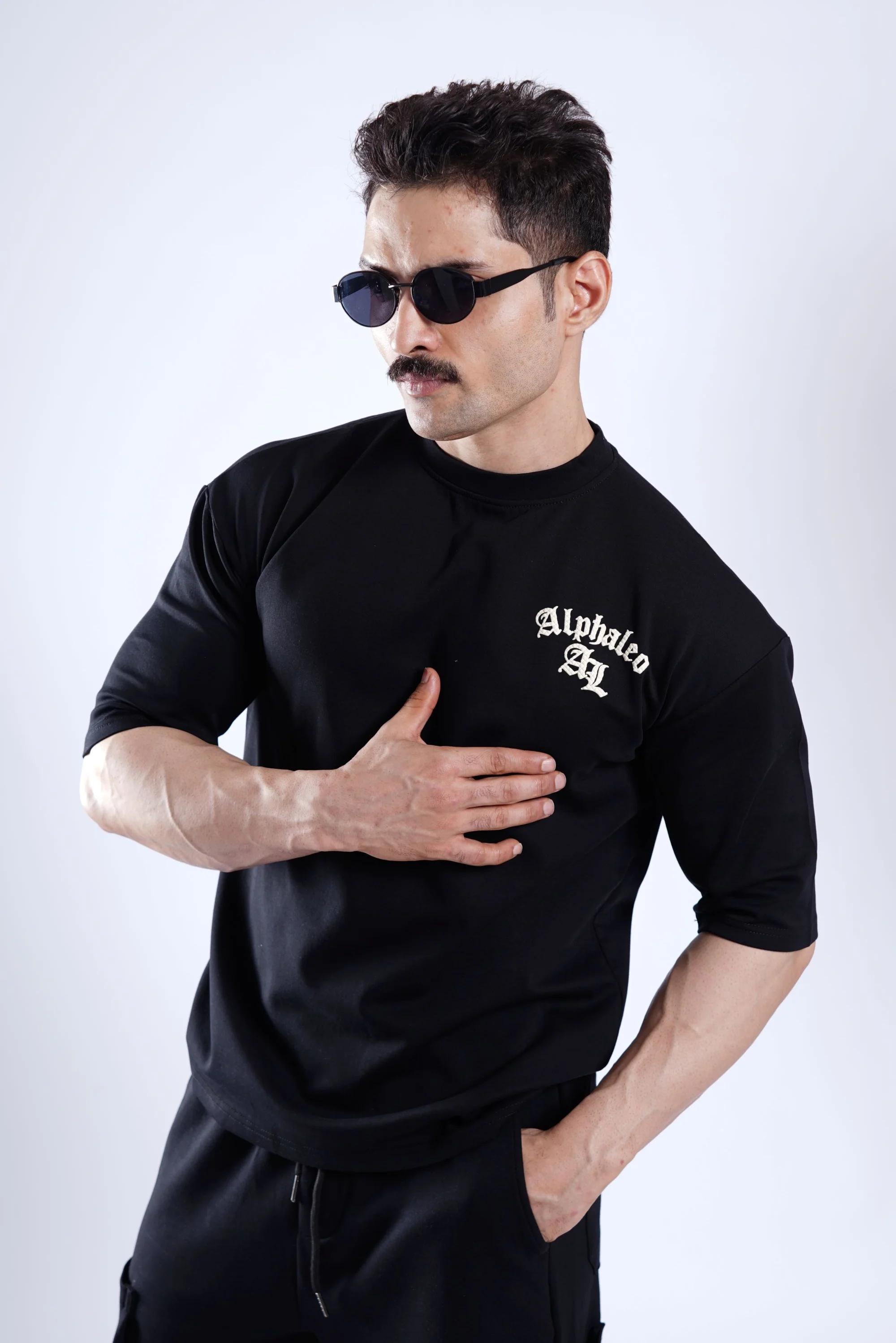 ALPHA ONYX OVERSIZED T-SHIRT - Image 12
