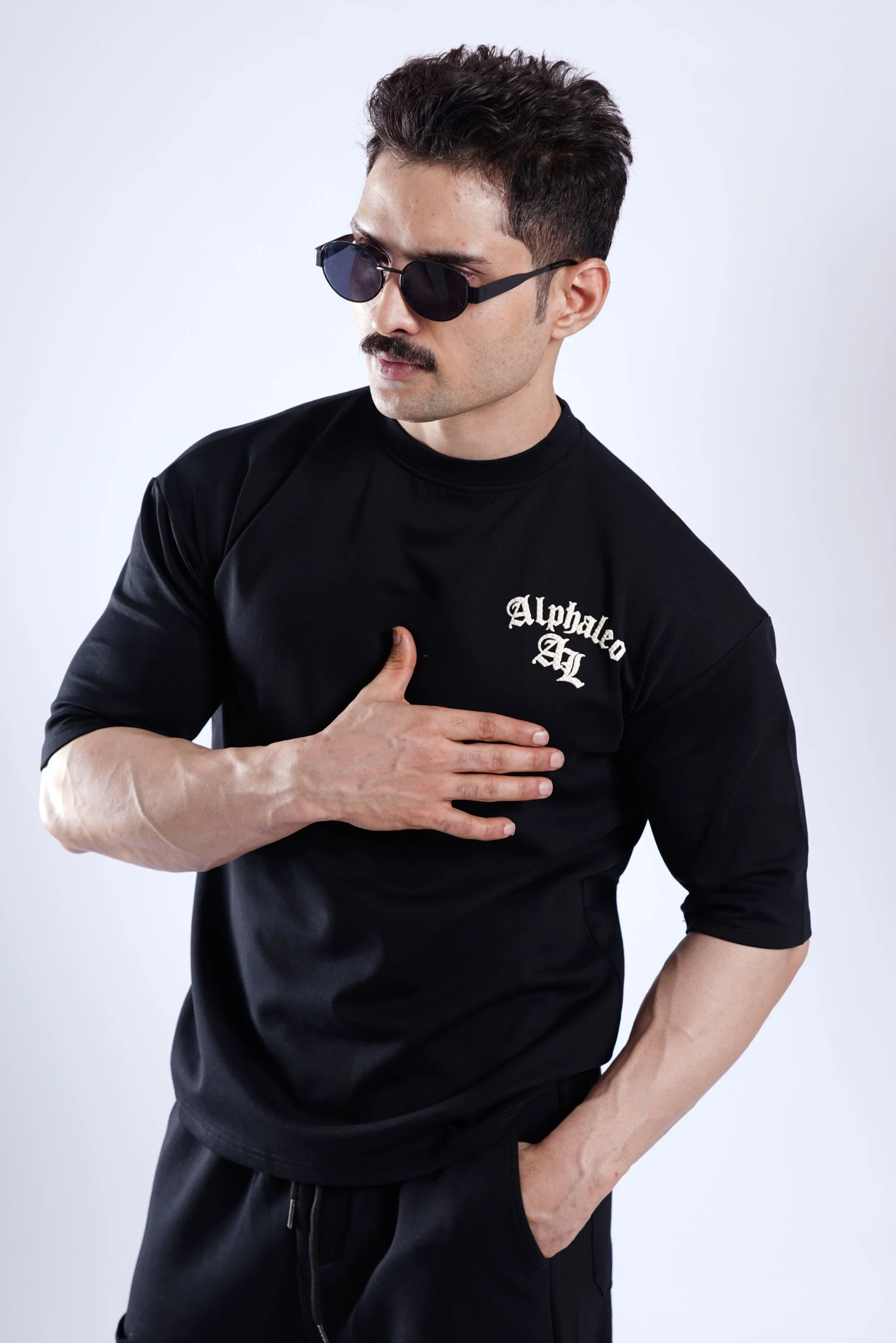 ALPHA ONYX OVERSIZED T-SHIRT - Image 13