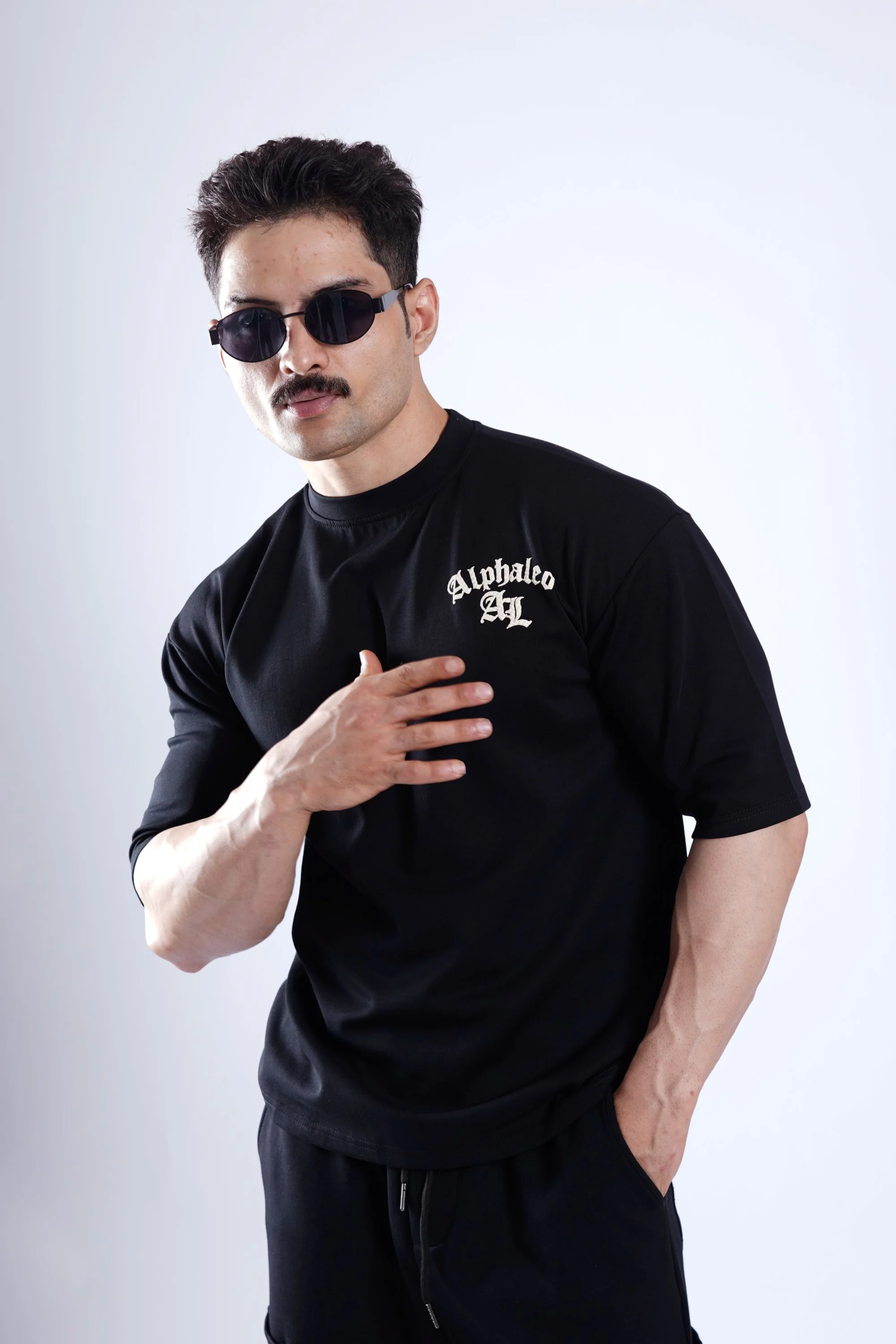 ALPHA ONYX OVERSIZED T-SHIRT - Image 14