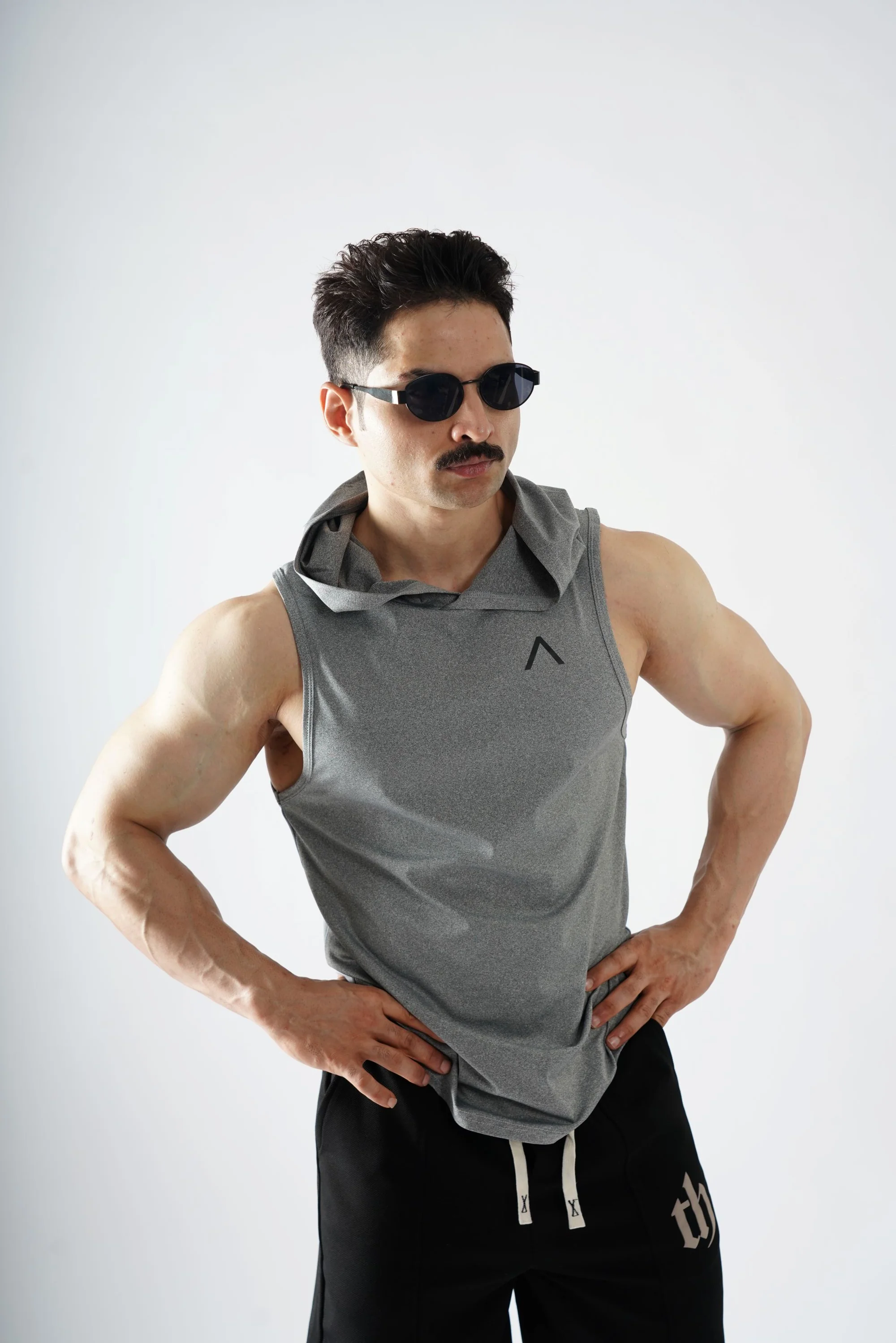 AMPED UP™ Muscle-Fit Sleeveless Hoodie Tank - Image 16