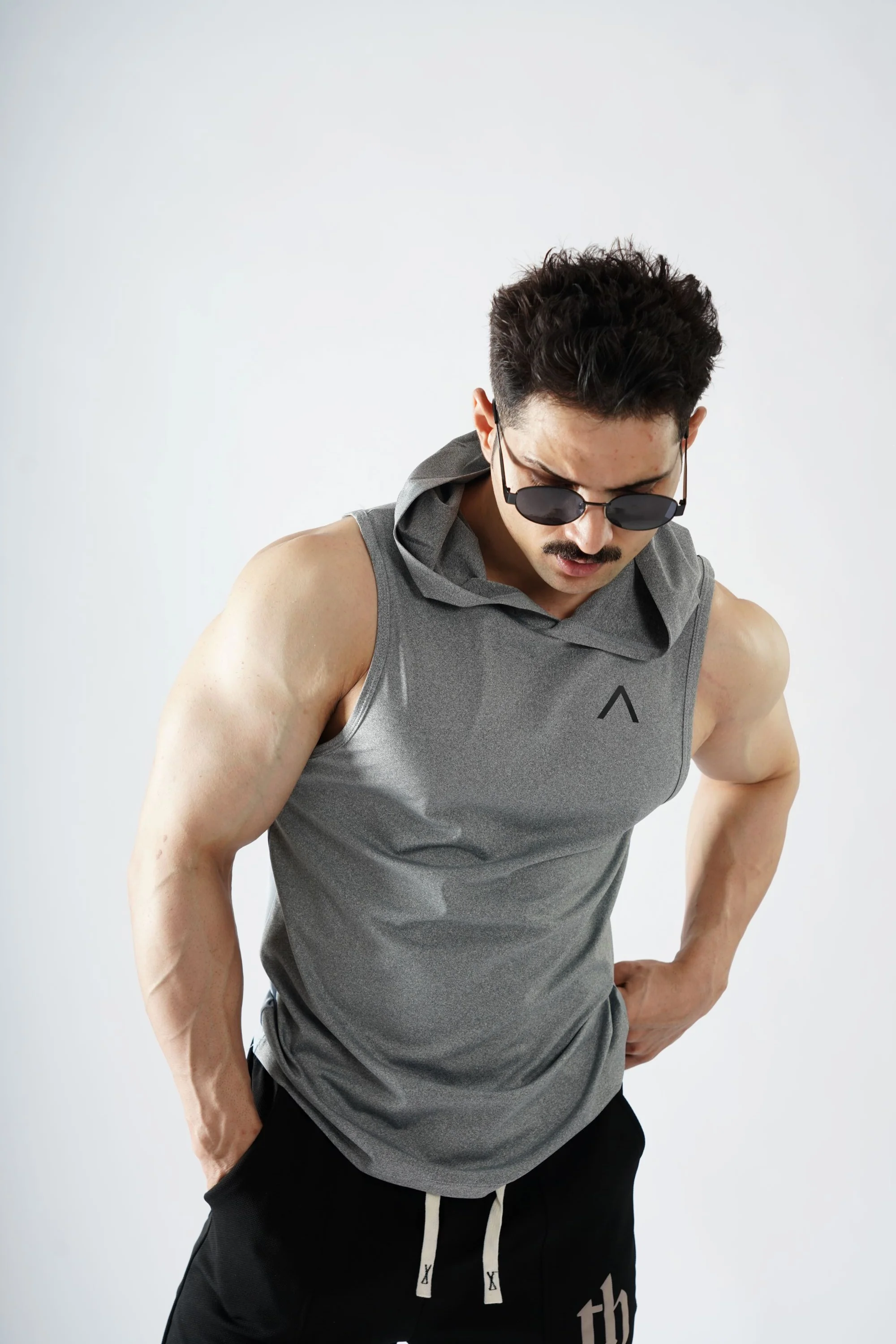 AMPED UP™ Muscle-Fit Sleeveless Hoodie Tank - Image 19