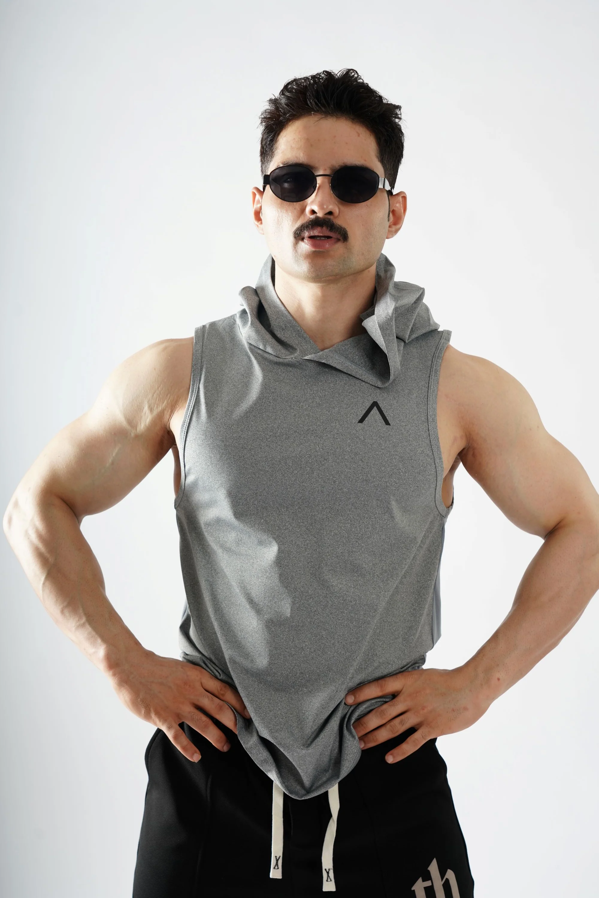 AMPED UP™ Muscle-Fit Sleeveless Hoodie Tank - Image 22