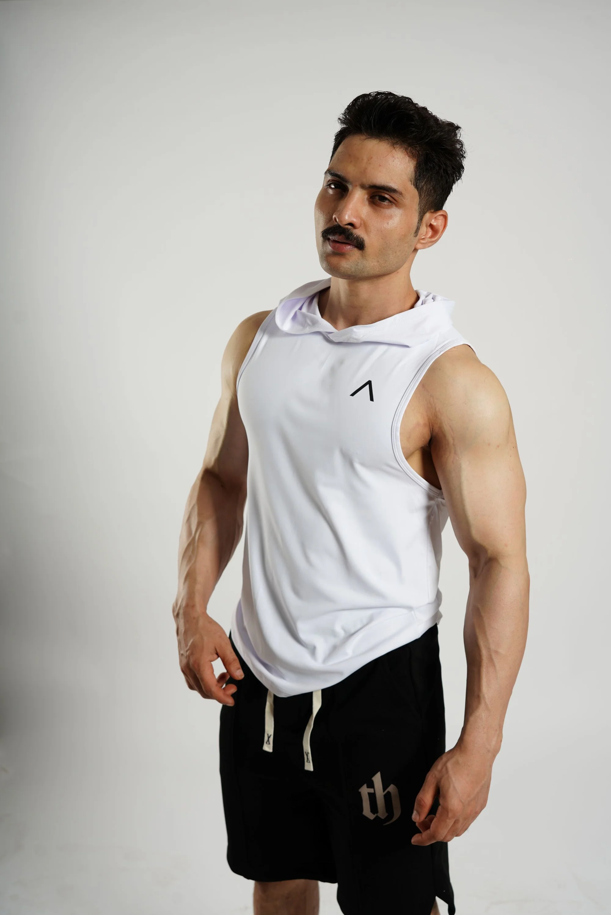 AMPED UP™ Muscle-Fit Sleeveless Hoodie Tank - Image 28