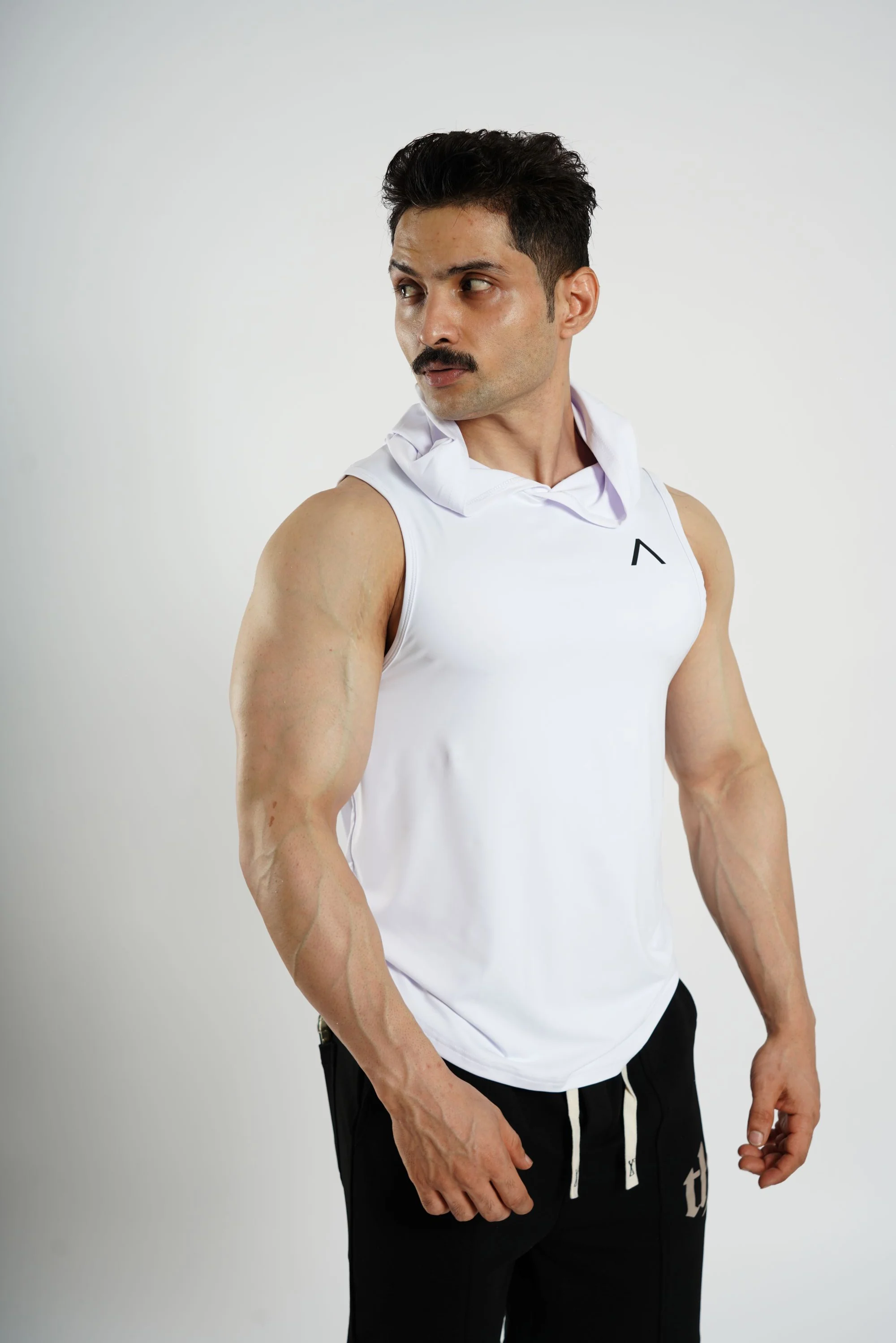 AMPED UP™ Muscle-Fit Sleeveless Hoodie Tank - Image 34