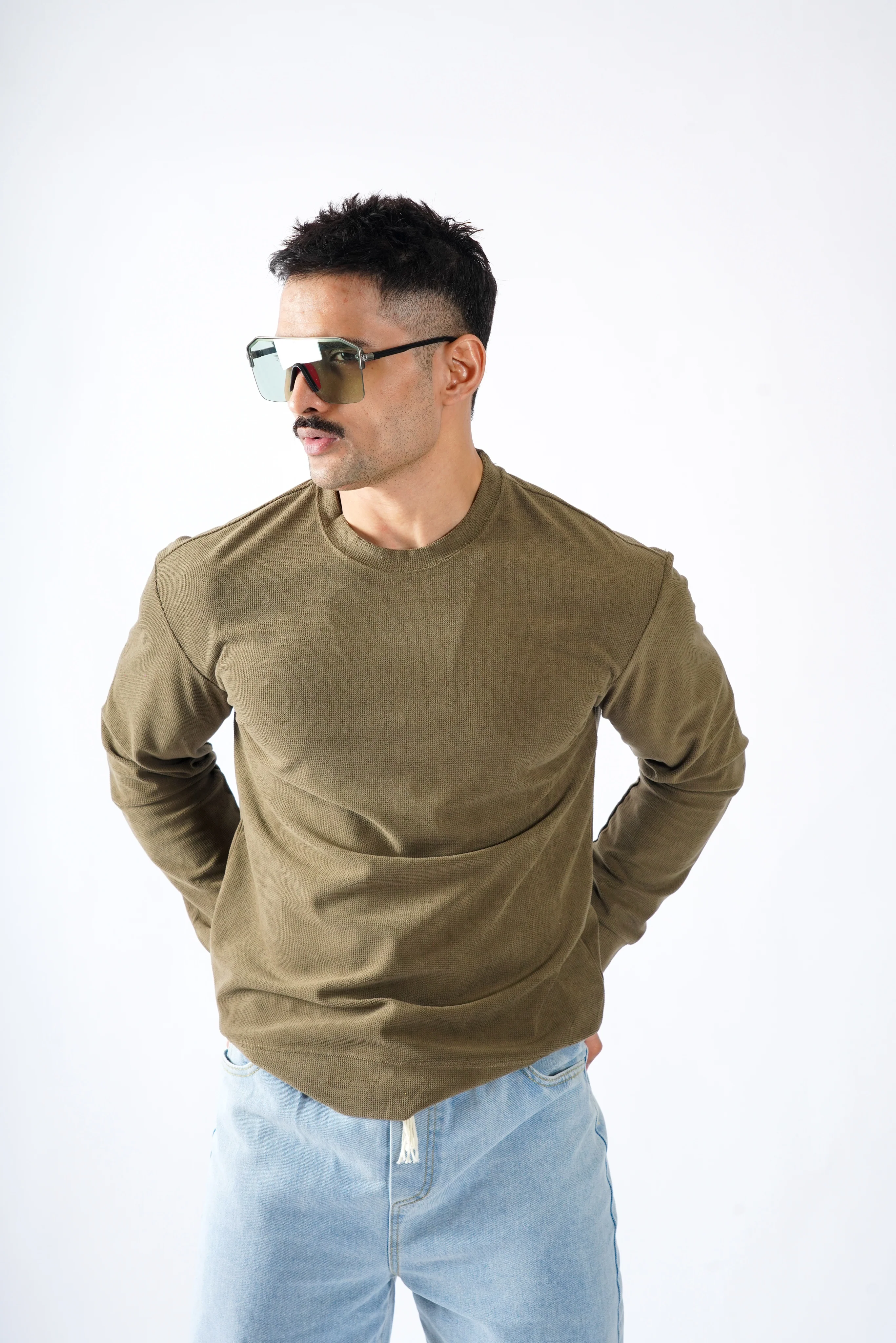 Arctic Luxury Textured Sweatshirt - Image 27