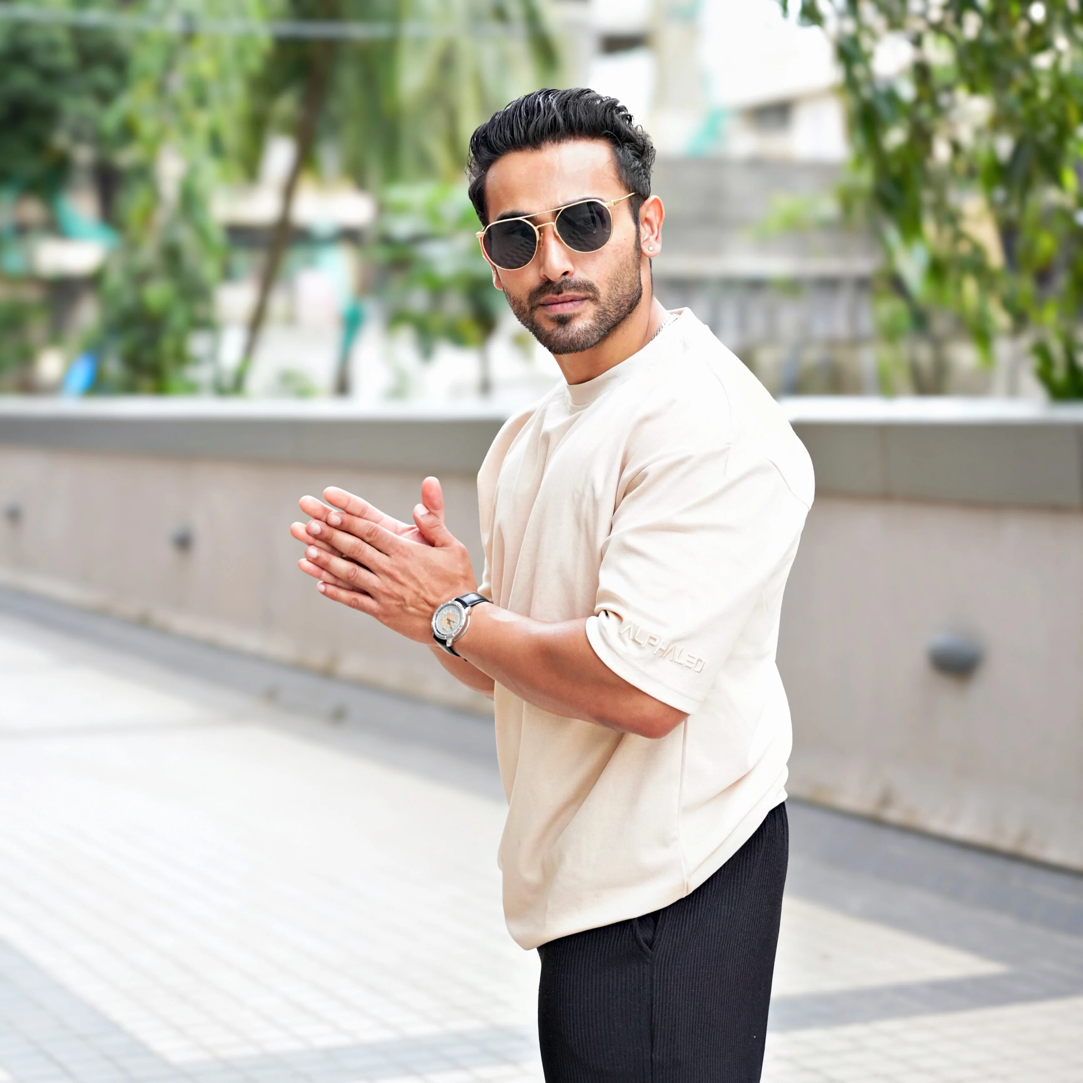 Classic oversized Ivory Beige - Image 4
