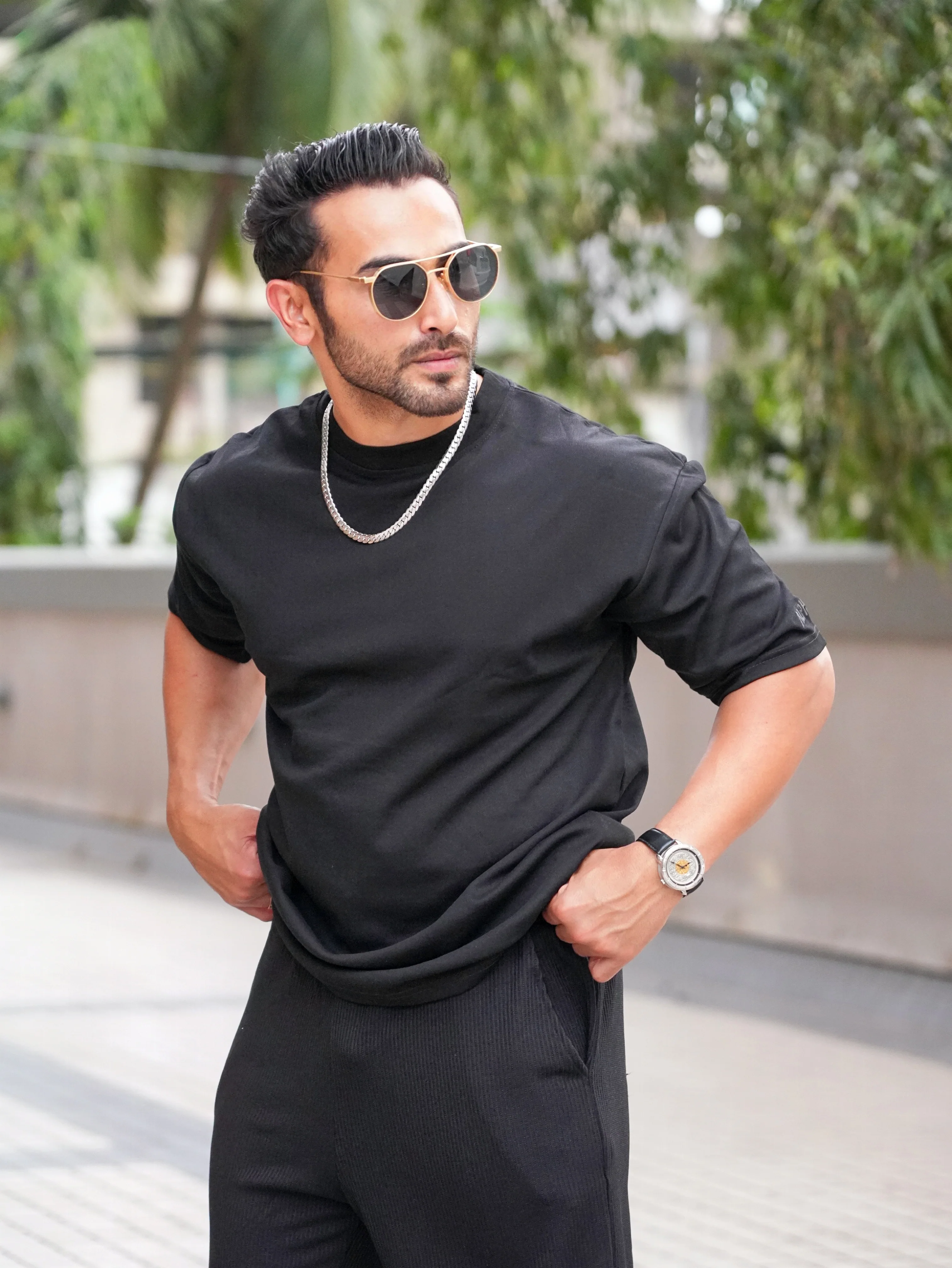 Classic oversized Tshirt Jet Black - Image 6