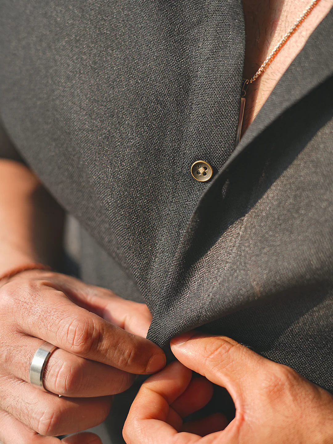 SOLSTICE LINEN SHIRT - Image 4