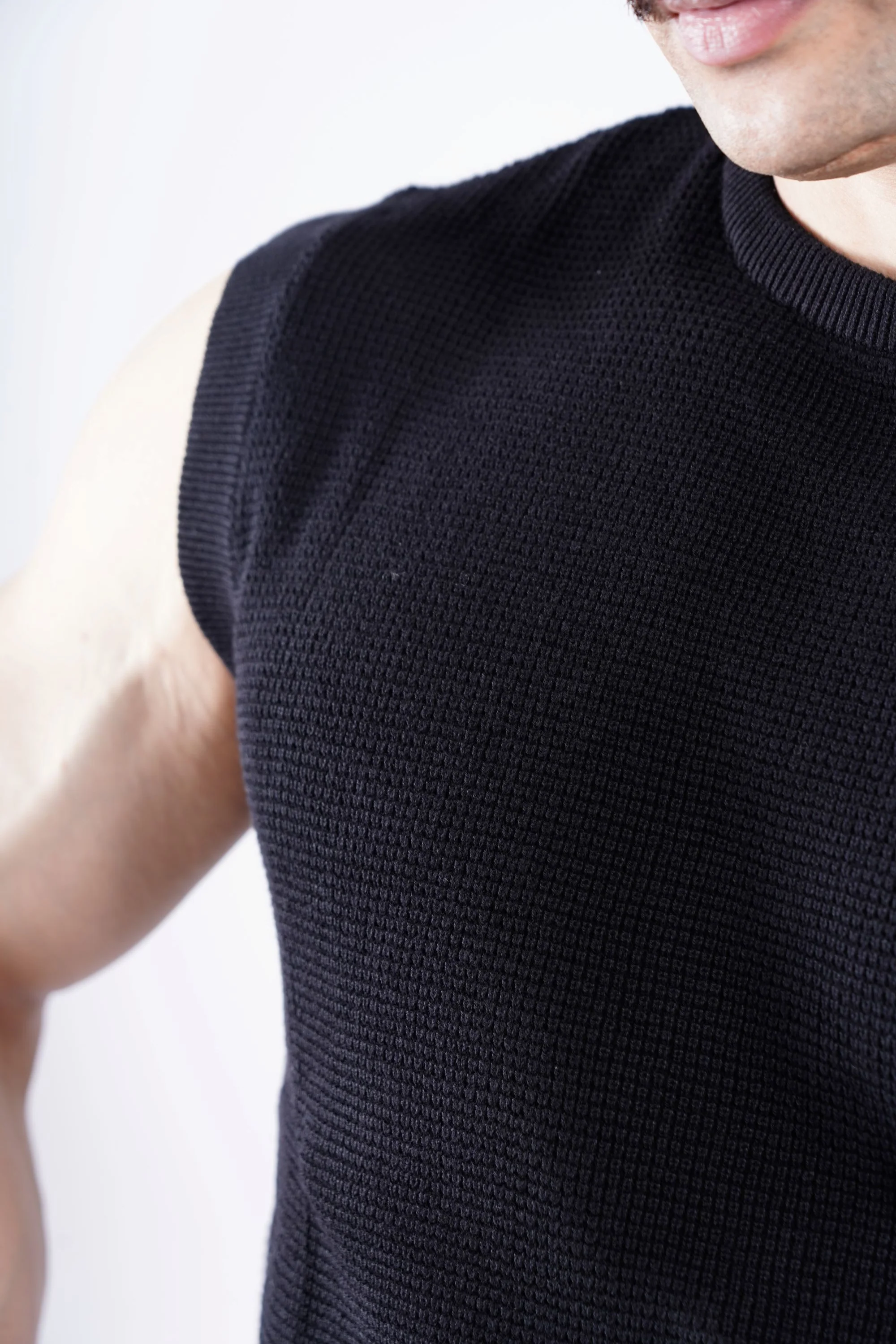 STARTUS Crochet Knit Vest - Image 13